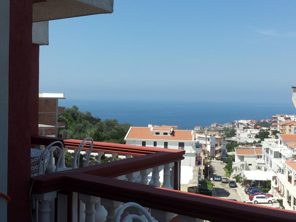 Alvanita Apartments อุลซิน ภายนอก รูปภาพ
