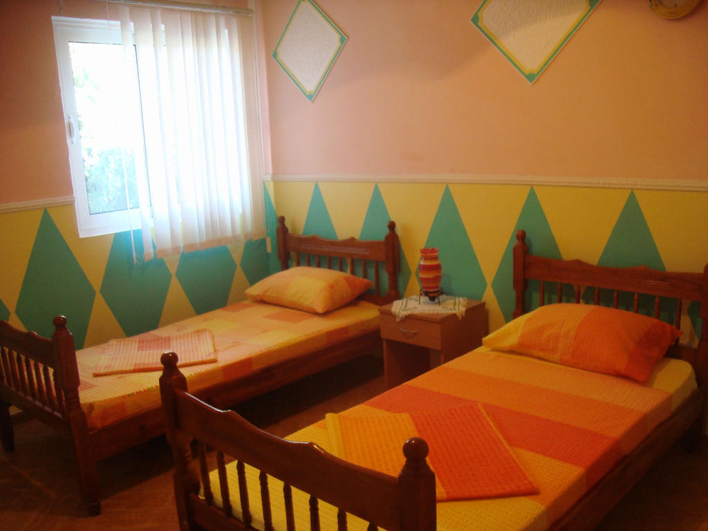 Alvanita Apartments อุลซิน ภายนอก รูปภาพ